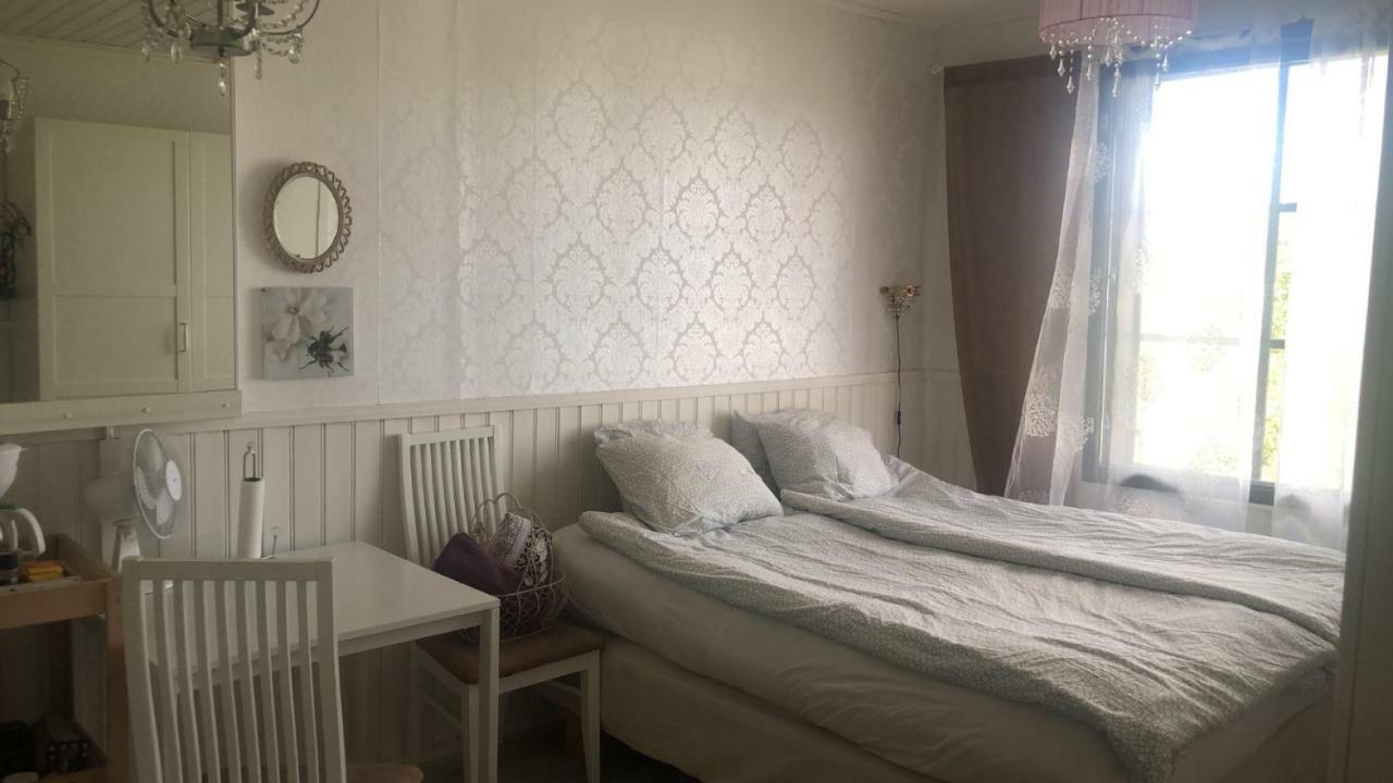 Puutaloasunto 1.8 Km Turun Aurajoelta Daire Turku Dış mekan fotoğraf